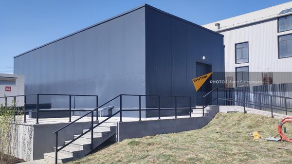 Корпус суперкомпьютера в Инженерном городке в Ереване - Sputnik Армения