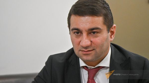 Президент Палаты аудиторов Наири Саркисян в гостях радио Sputnik - Sputnik Армения