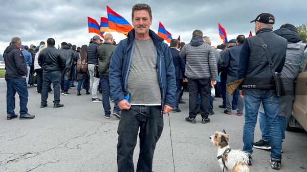 Шествие Тавуш во имя Родины во главе с епископом Багратом Галстаняном в Гегаркуникской области (6 мая 2024). Севан - Sputnik Армения