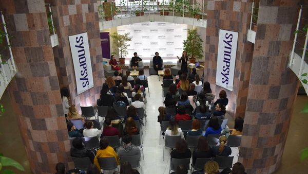 Лекция в Synopsys Armenia - Sputnik Армения