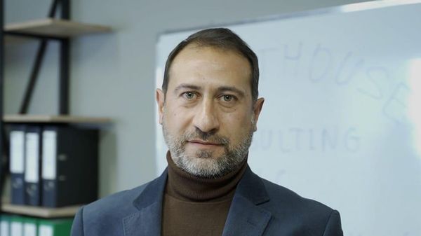 Հարկային փոփոխության նոր նախագծից դարձյալ տուժելու է ՓՄՁ–ն. Էդուարդ Բադալյան - Sputnik Արմենիա