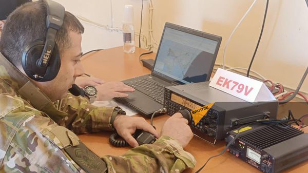 Федерация радиоспорта РА при поддержке Российско-армянского центра гуманитарного реагирования провела  мероприятие, посвященное Дню Победы (6 мая 2024). Гетаргел Котайкской области - Sputnik Армения