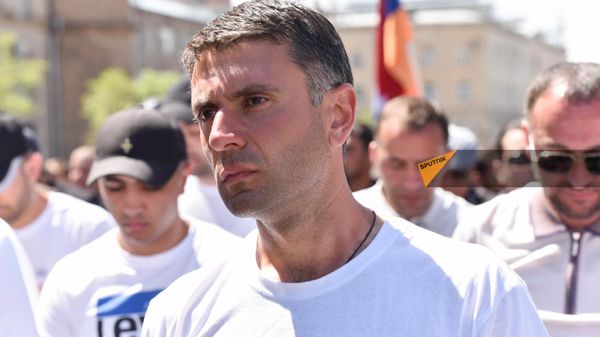 Սուրեն Պետրոսյան - Sputnik Արմենիա