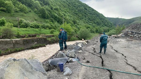 Փրկարարները դի են են դուրս բերել Փամբակ գետից - Sputnik Արմենիա