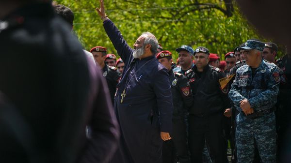 Բագրատ սրբազան
 - Sputnik Արմենիա