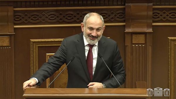 Премьер-министр Никол Пашинян во время Правительственного часа в Национальном собрании Армении (22 мая 2024). Еревaн - Sputnik Армения
