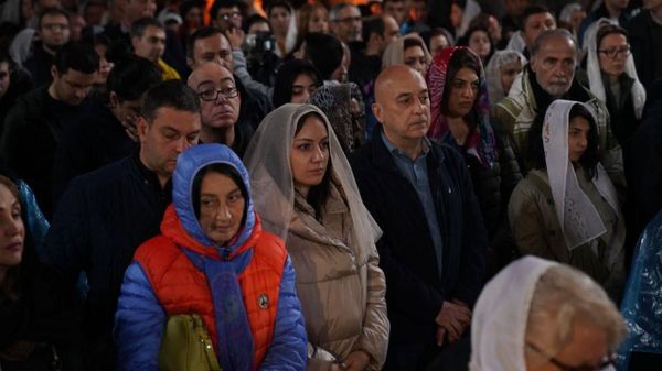 В монастырском комплексе Татев состоялась совместная молитва за скорейшее освобождение Рубена Варданяна и других армянских пленных, незаконно удерживаемых в Баку (25 мая 2024). Сюник - Sputnik Армения