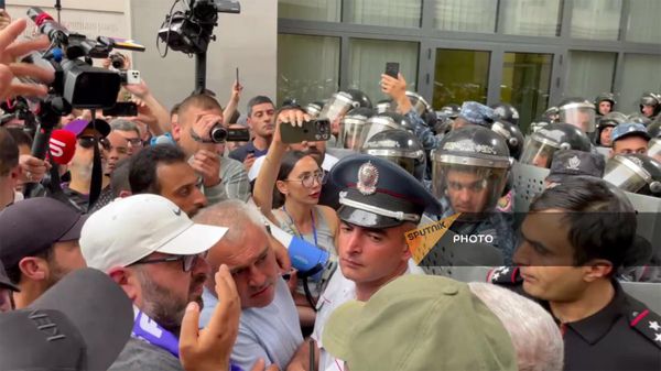 Ситуация у здания МИД (31 мая 2024). Еревaн - Sputnik Армения