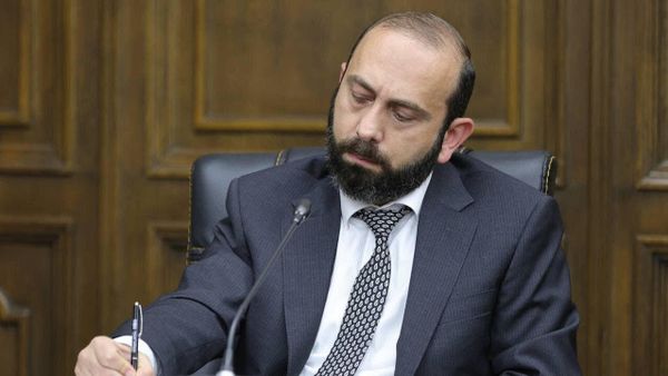 Արարարատ Միրզոյան - Sputnik Արմենիա