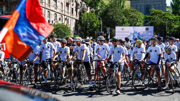 Велопробег и любительский турнир по велоспорту по случаю международного Дня велосипеда (2 июня 2024). Еревaн - Sputnik Армения