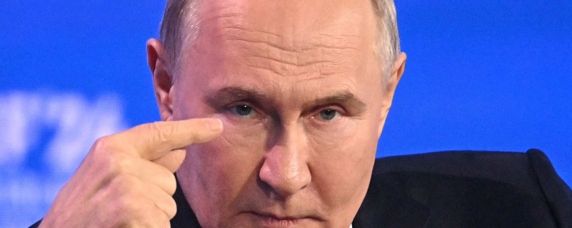 Президент РФ Владимир Путин выступает во время Пленарного заседания на ПМЭФ-2024 (7 июня 2024). Санкт-Петербург - Sputnik Армения, 1920, 07.06.2024