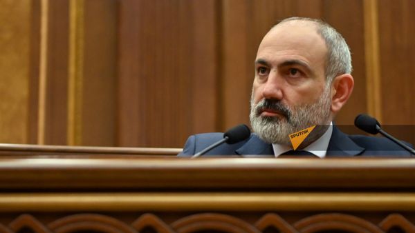 Премьер-министр Никол Пашинян во время Правительственного часа (12 июня 2024). Еревaн - Sputnik Армения