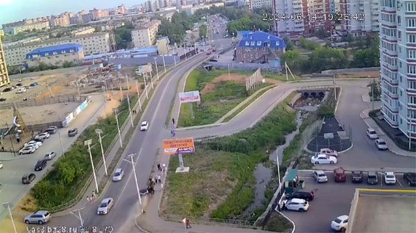Страшное ДТП в Благовещенске: автомобиль сбил десяток пешеходов на тротуаре - Sputnik Армения