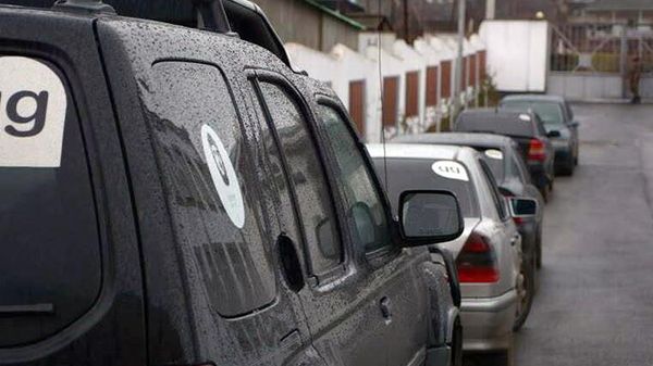 Автомобили с логотипом агрегатора такси GG - Sputnik Армения