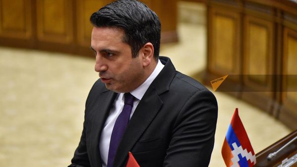 Ալեն Սիմոնյան - Sputnik Արմենիա