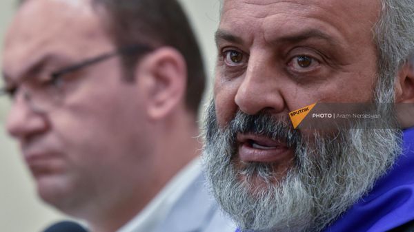 Архиепископ Баграт Галстанян на пресс-конференции (19 июня 2024). Еревaн - Sputnik Армения