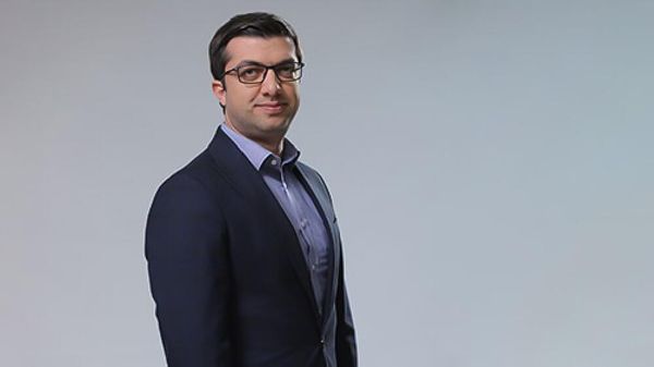 Заместитель руководителя Центра защиты интересов потребителей и финансового образования Центрального банка РА, преподаватель АГЭУ, доктор философии Севак Микаелян - Sputnik Армения