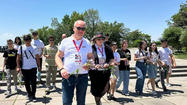 15 старшеклассников и 2 вожатых отправятся в Москву для участия в международном культурно-образовательном проекте Поезд Памяти - Sputnik Армения