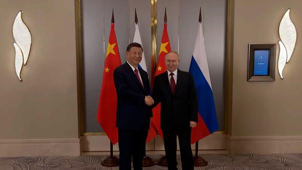 Путин в Астане проводит переговоры с Си Цзиньпином - Sputnik Армения