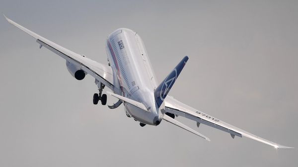 SSJ100  - Sputnik Արմենիա