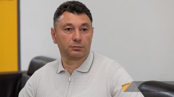 ՀՀԿ խոսնակ Էդուարդ Շարմազանովը - Sputnik Արմենիա