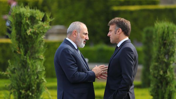 Встреча премьер-министра Никола Пашиняна с президентом Франции Эммануэлем Макроном в Бленхеймском дворце (18 июля 2024). Лондон - Sputnik Армения