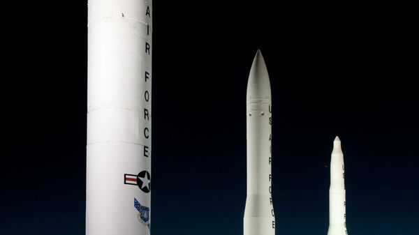 Межконтинентальные баллистические ракеты Миротворец, Минитмен III и Минитмен I. Архивное фото - Sputnik Армения