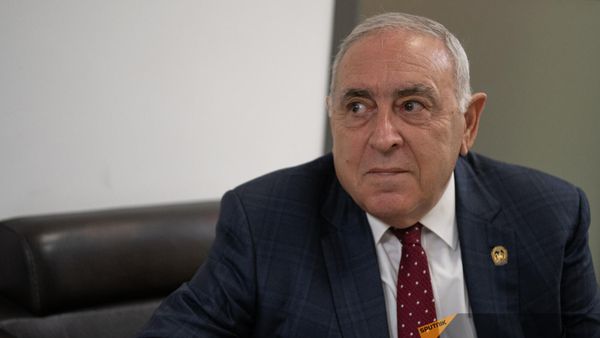 Бывший замминистра иностранных дел Гегам Гарибджанян в гостях радио Sputnik - Sputnik Армения