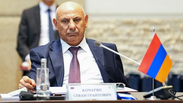 Начальник Управления полиции города Ереван, генерал-майор полиции Севан Кочарян на совещании руководителей столичных подразделений органов внутренних дел государств-участников СНГ (24 июля 2024). Душанбе - Sputnik Армения