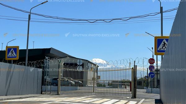 КПП Маргара на границе Армении и Турции  - Sputnik Армения