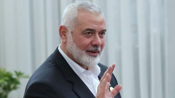 Глава политбюро палестинского движения ХАМАС Исмаил Хания после церемонии инаугурации избранного президента Ирана (30 июля 2024). Тегеран - Sputnik Армения