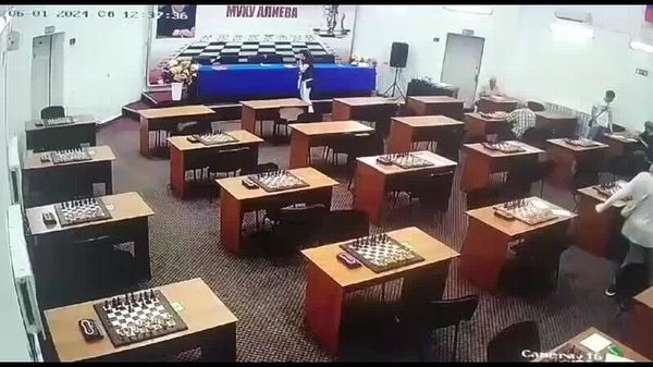 Участница первенства Дагестана по шахматам разлила ртуть на доске оппонентки - Sputnik Армения