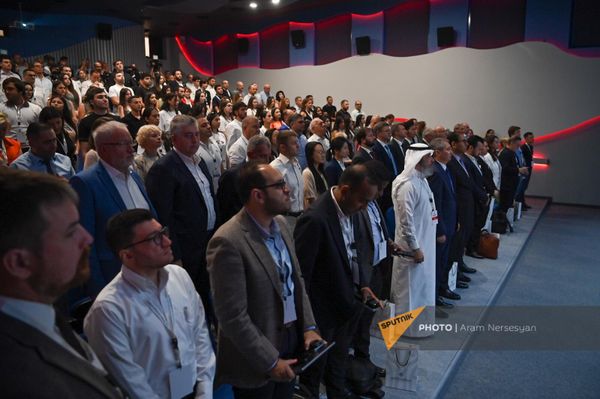 «ԲՐԻԿՍ-ի և ՇՀԿ-ի հետ Հայաստանի և ԵԱՏՄ-ի համագործակցության նոր հորիզոններ» միջազգային համաժողով - Sputnik Արմենիա