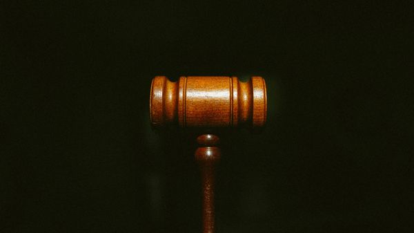 Молоток судьи - Sputnik Армения