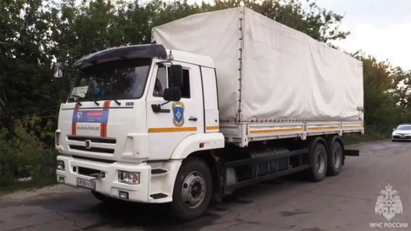За сутки в Курскую область доставлено свыше 240 тонн гуманитарной помощи - Sputnik Армения