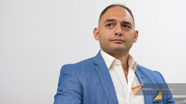Աղասի Թավադյան - Sputnik Արմենիա