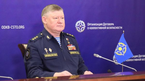Начальник Объединенного штаба ОДКБ Андрей Сердюков на брифинге (29 августа 2024). Москва  - Sputnik Армения