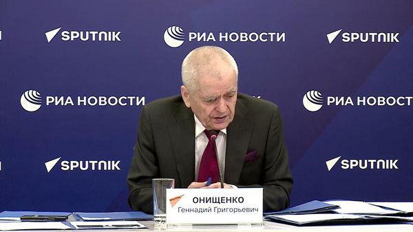 Рост заболеваемости в Армении обусловлен нетипично жарким климатом - Онищенко - Sputnik Армения