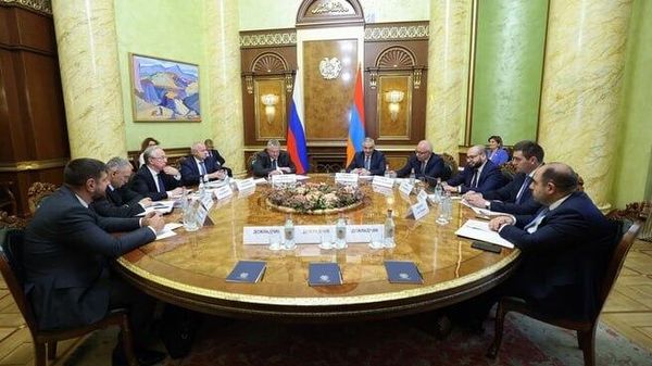Рабочий визит Алексея Оверчука в Республику Армения (13 сентября 2024г) Еревaн - Sputnik Армения