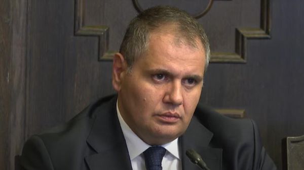 Новый ректор Государственного экономического университета Армен Григорян на очередном заседании правительства (26 сентября 2024). Еревaн - Sputnik Армения