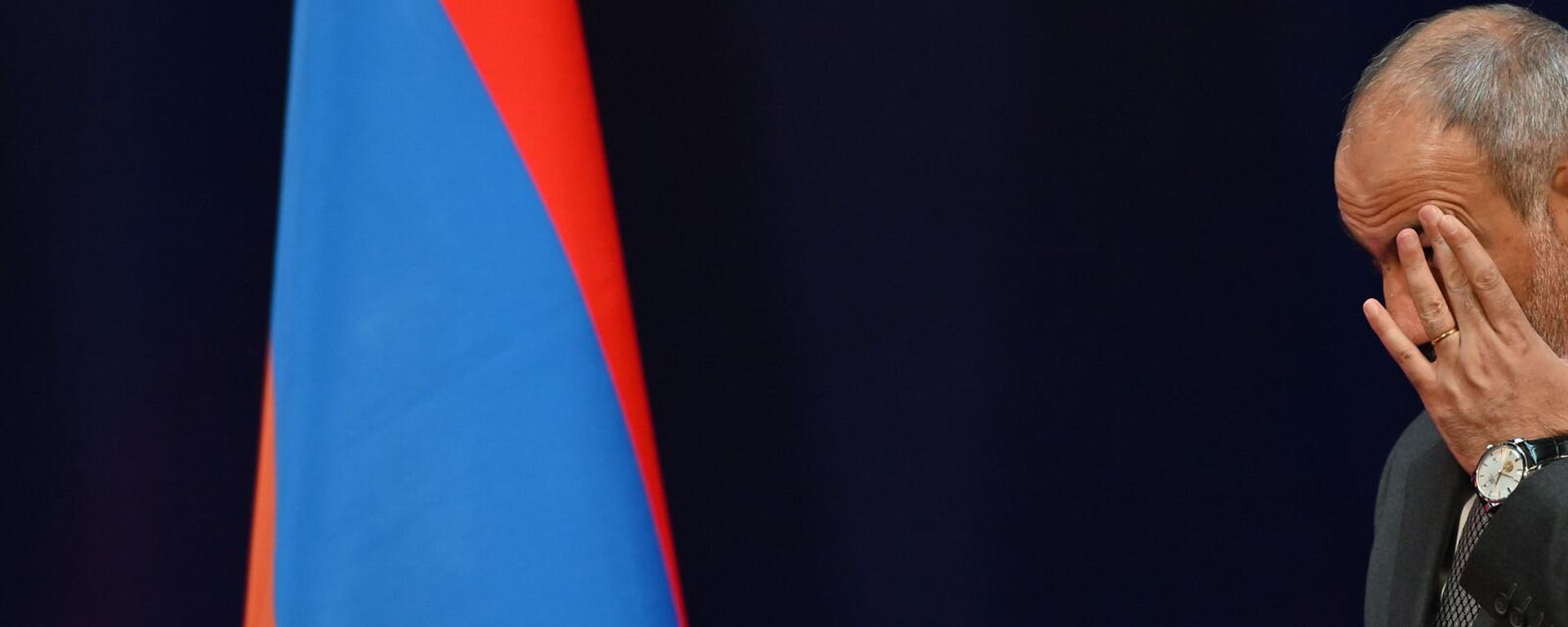 Премьер-министр Никол Пашинян перед заседанием Евразийского межправительственного совета (1 октября 2024). Еревaн - Sputnik Армения, 1920, 12.05.2026