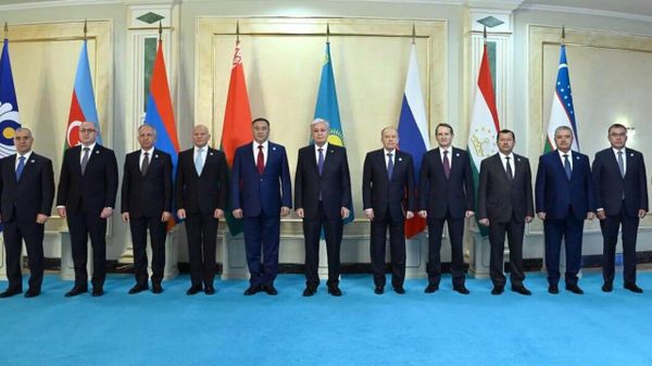 Заместитель директора СНБ Есаи Мкртчян среди других участников 55-го заседания Совета руководителей органов безопасности и специальных служб стран СНГ (4 октября 2024). Астана - Sputnik Армения