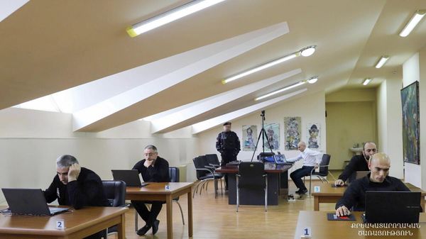 Сборная Армении по шахматам для заключенных приняла участие в четвертом онлайн-чемпионате мира по шахматам для осужденных - Sputnik Армения