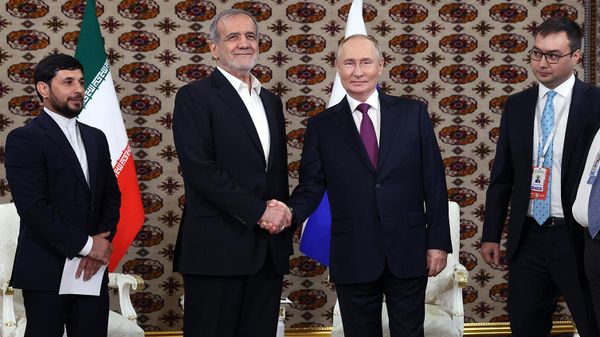 Պուտինը Փեզեշքիանին հրավիրել է Մոսկվա - Sputnik Արմենիա