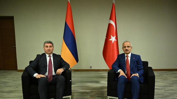Գնել Սանոսյանը և Աբդուլքադիր Ուրալօղլուն - Sputnik Արմենիա