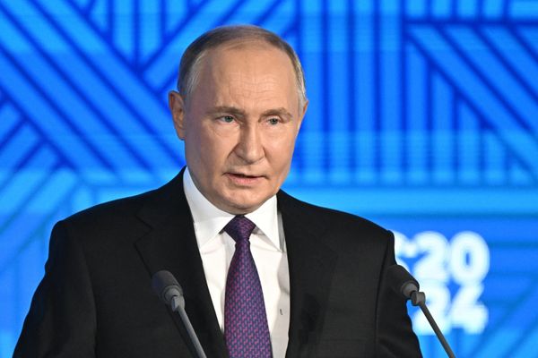 Президент РФ Владимир Путин выступает на пленарном заседании Делового форума БРИКС (18 октября 2024). Москвa - Sputnik Армения