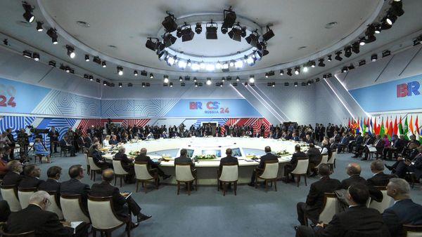 Заседание лидеров БРИКС в расширенном составе в рамках XVI саммита БРИКС (23 октября 2024). Москва - Sputnik Армения