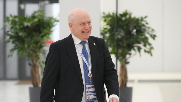 Генеральный секретарь СНГ Сергей Лебедев во время прибытия глав делегаций для участия в XVI саммите БРИКС (24 октября 2024). Казань - Sputnik Армения