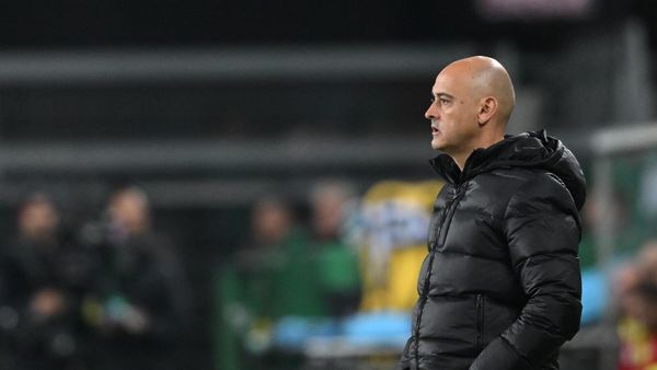 Главный тренер Ноа Руи Мота во время матча между командами Rapid Vienna (Австрия) и Noah Yerevan (Армения) на стадионе Allianz Arena (24 октября 2024). Венa - Sputnik Армения