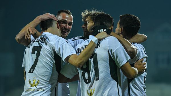 Игроки ФК Ноа праздную победу над ФК Урарту со счетом 2:1 (1 ноября 2024). Еревaн - Sputnik Армения